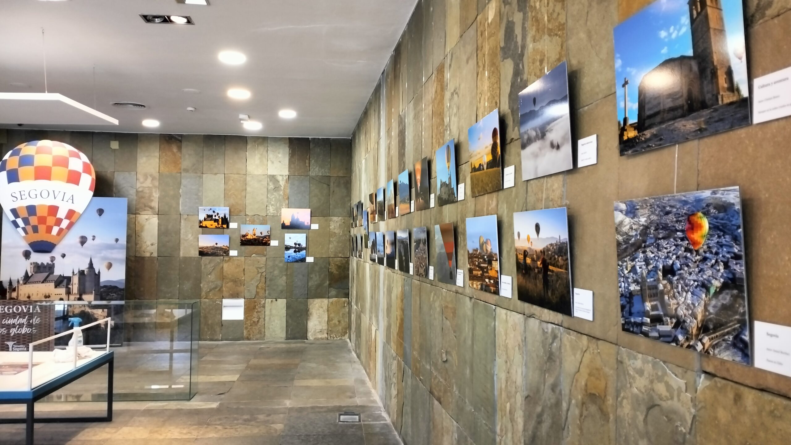 Exposición «Segovia, la ciudad de los globos»